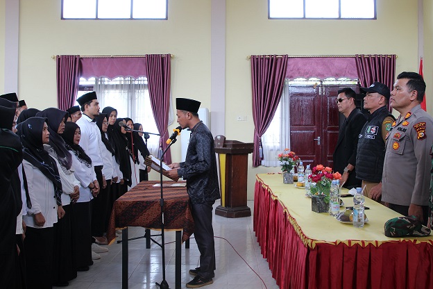 829 Pengawas TPS se-Kabupaten Siak Resmi di Lantik